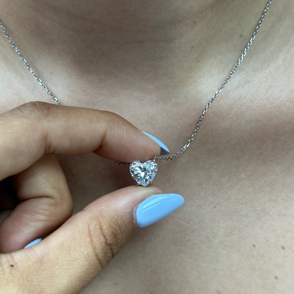 White Gold And Diamond Heart Pendant Necklace